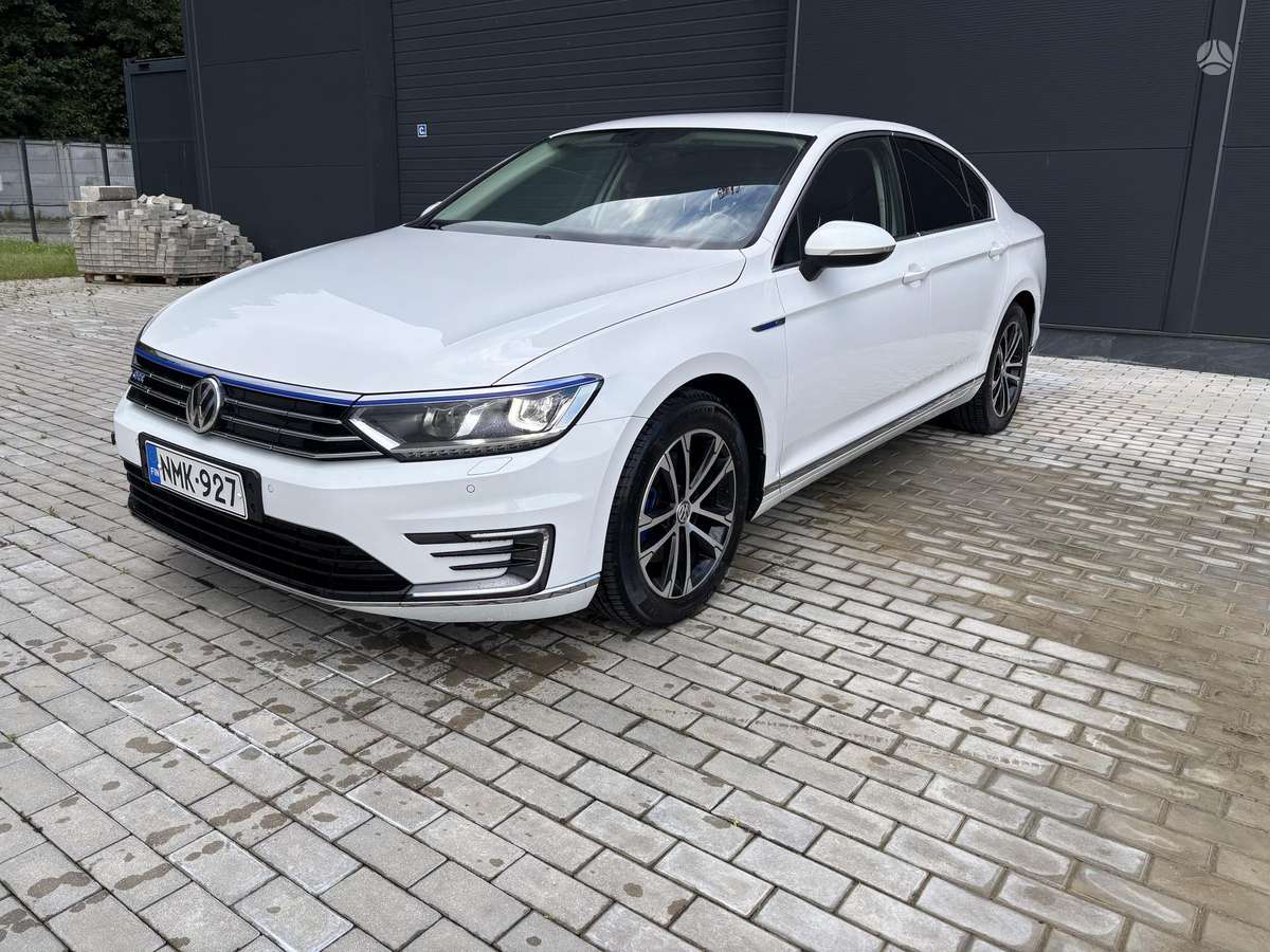 Volkswagen Passat - 7