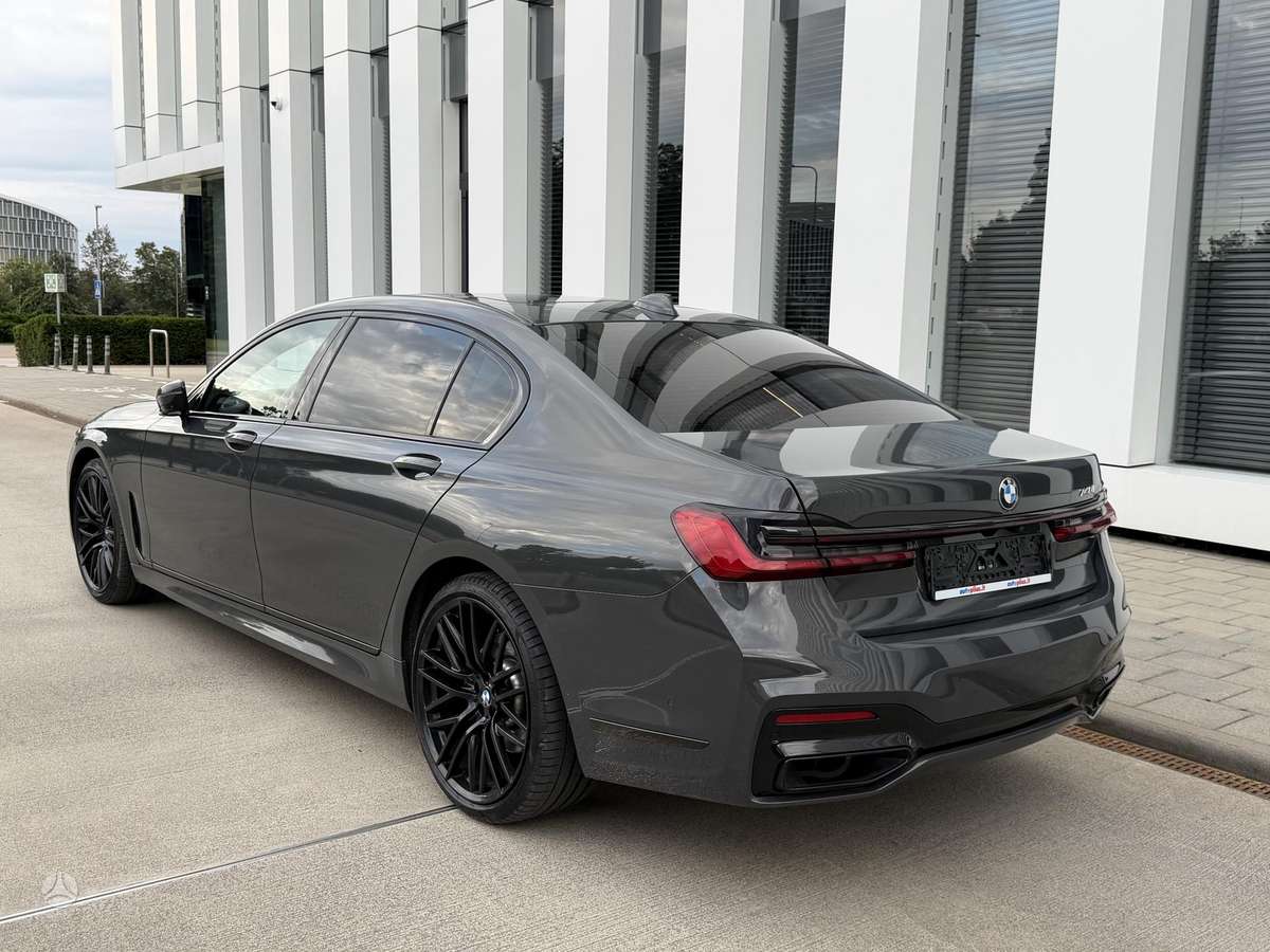 BMW 740, 3.0 l., Седан