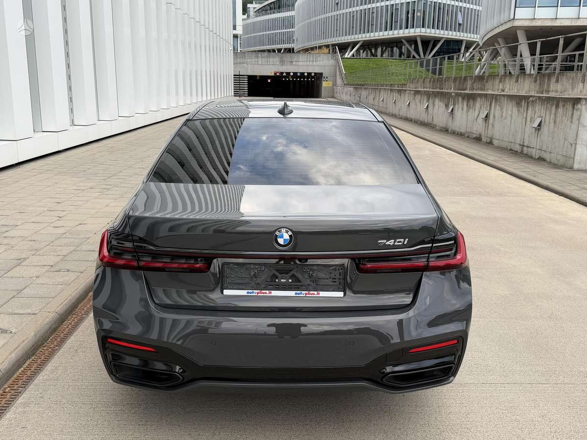 BMW 740, 3.0 l., Седан