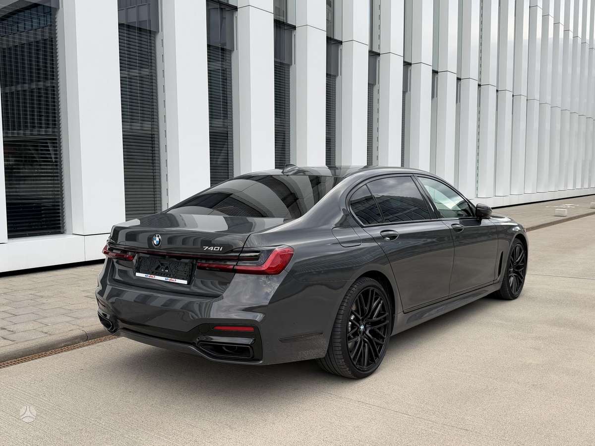 BMW 740, 3.0 l., Седан