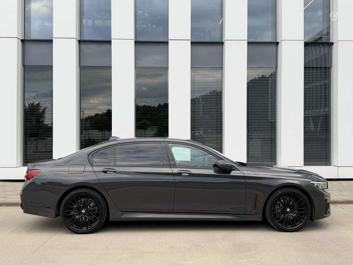 BMW 740, 3.0 l., Седан