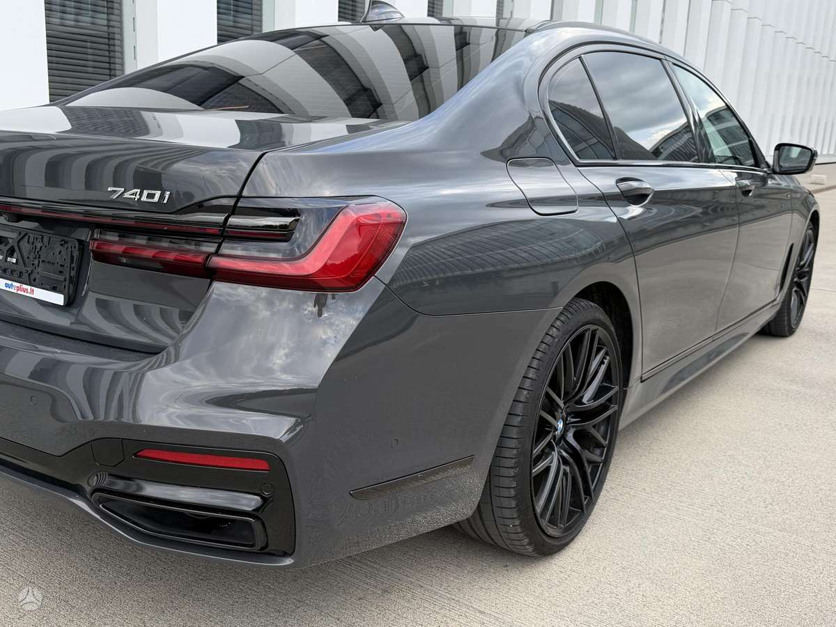 BMW 740, 3.0 l., Седан