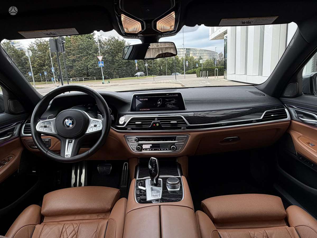 BMW 740, 3.0 l., Седан