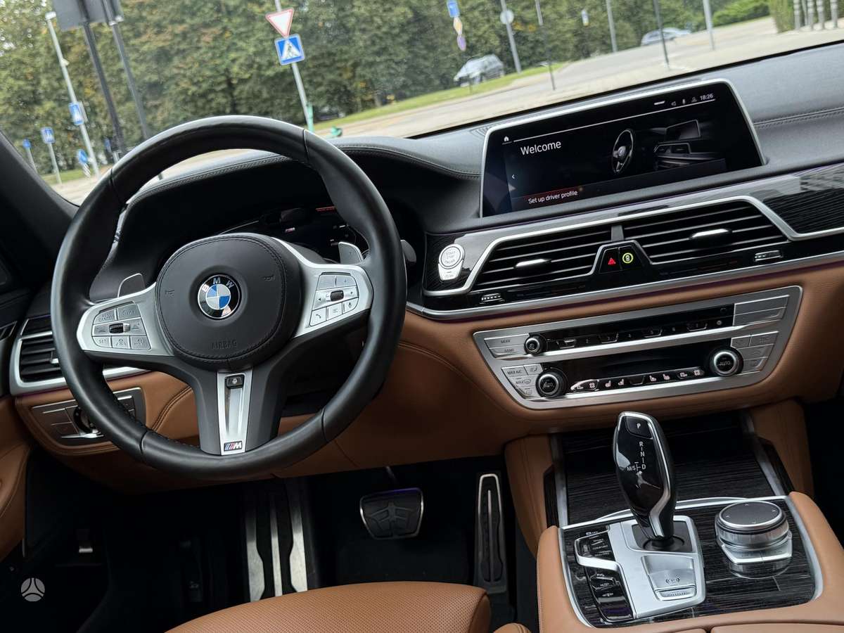 BMW 740, 3.0 l., Седан