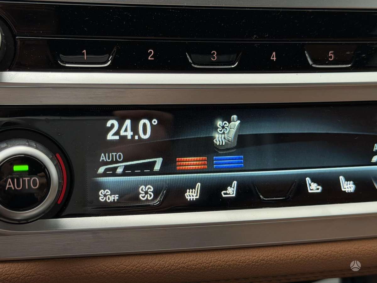 BMW 740, 3.0 l., Седан