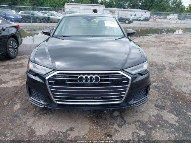 Audi A6, Седан
