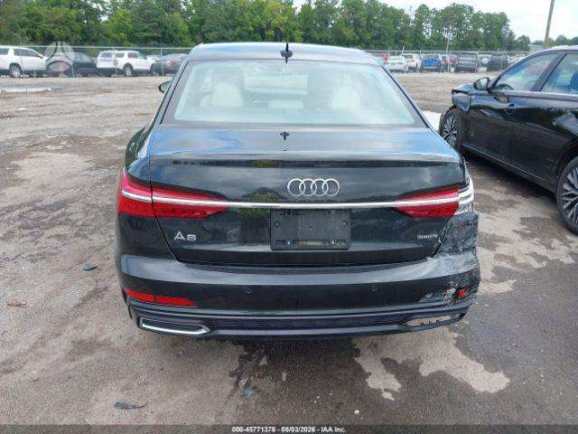 Audi A6, Седан