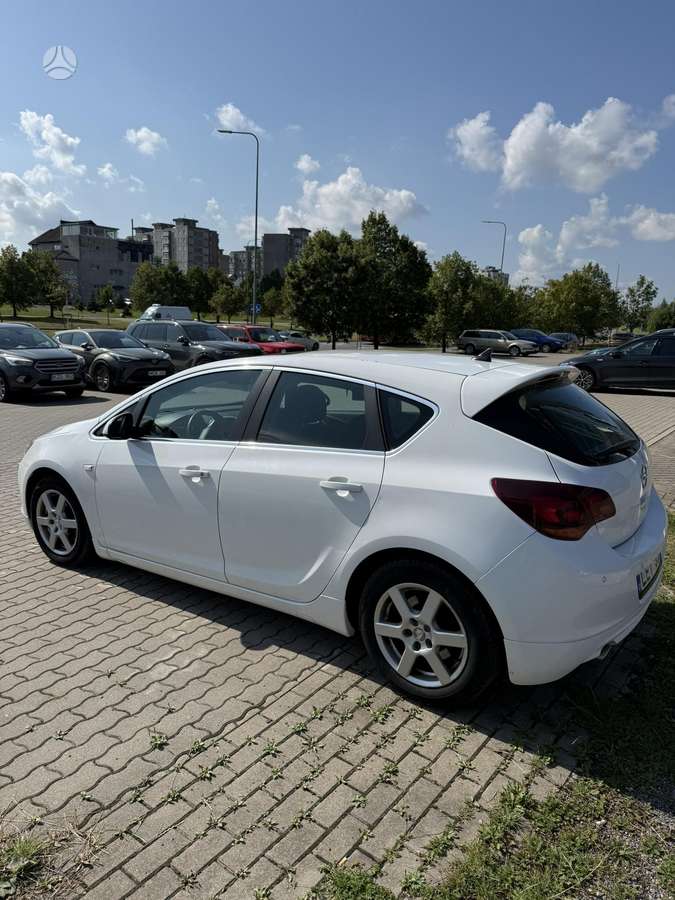Opel Astra, 1.6 l., hatchback