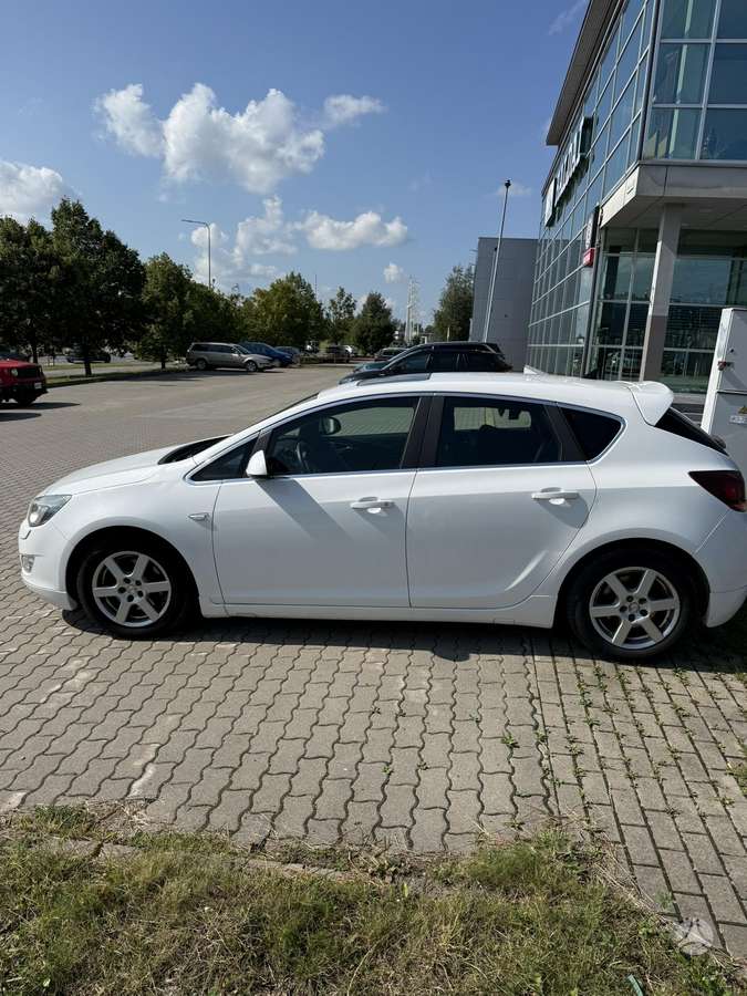 Opel Astra, 1.6 l., hatchback
