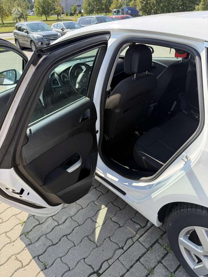Opel Astra, 1.6 l., hatchback