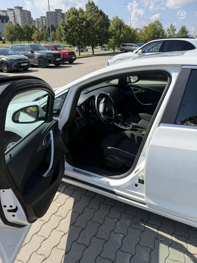 Opel Astra, 1.6 l., hatchback