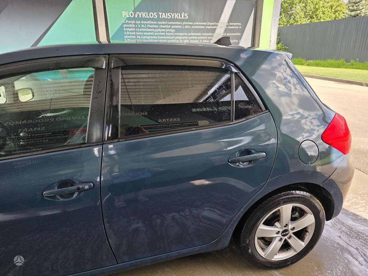 Toyota Auris - 4