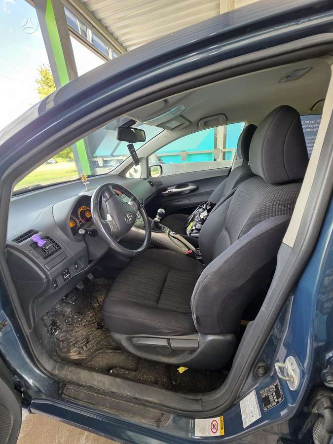 Toyota Auris - 12