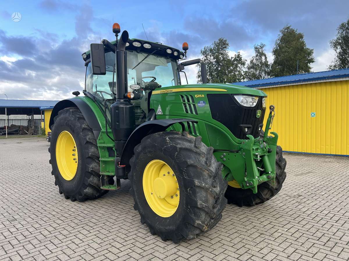 John Deere 6215R, тракторы