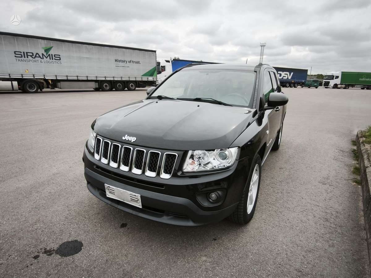 Jeep Compass, 2.1 l., off-road / crossover