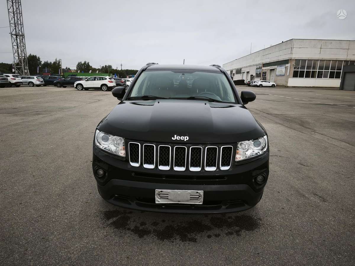 Jeep Compass, 2.1 l., off-road / crossover