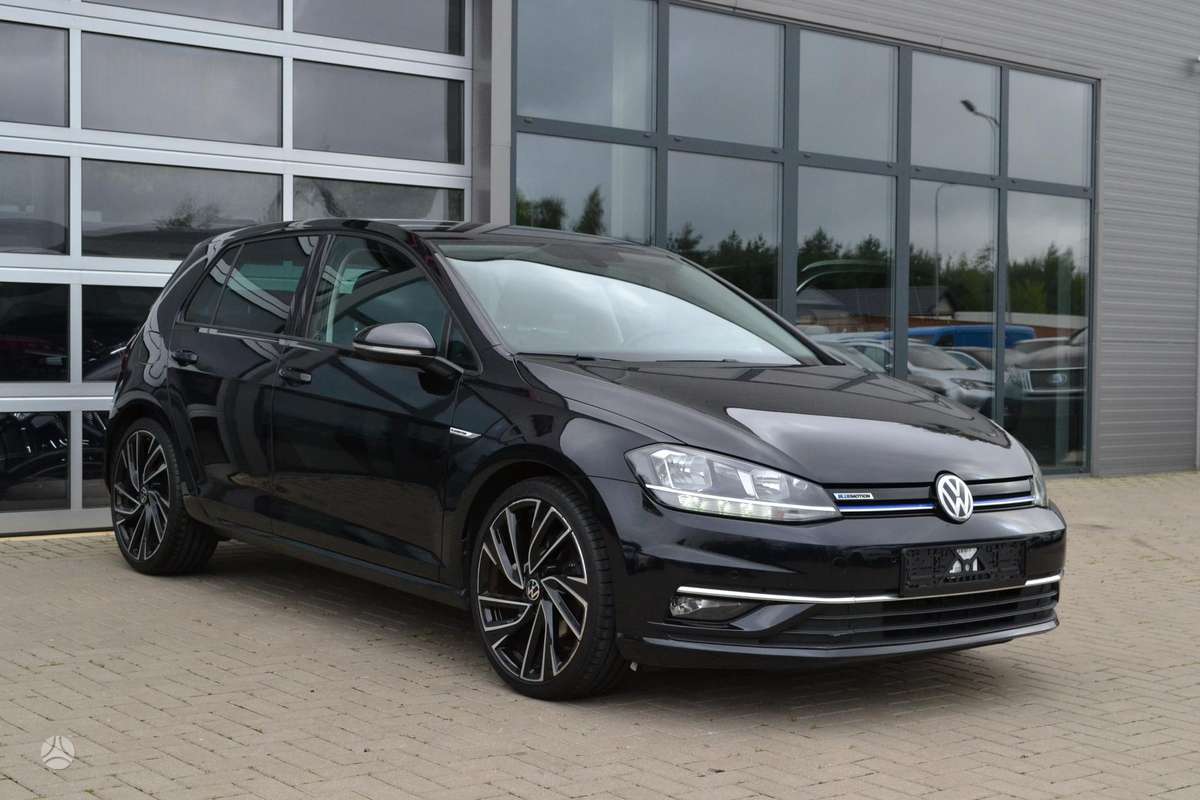 Volkswagen Golf - 4