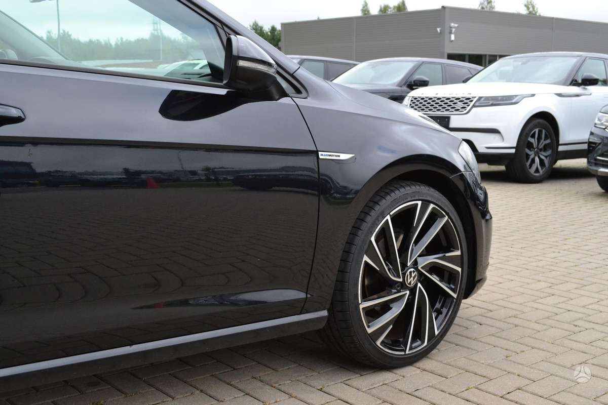 Volkswagen Golf - 7