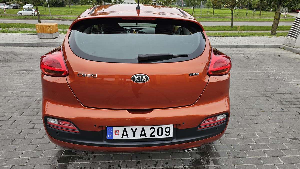 Kia ProCeed, 1.4 l., Хэтчбек