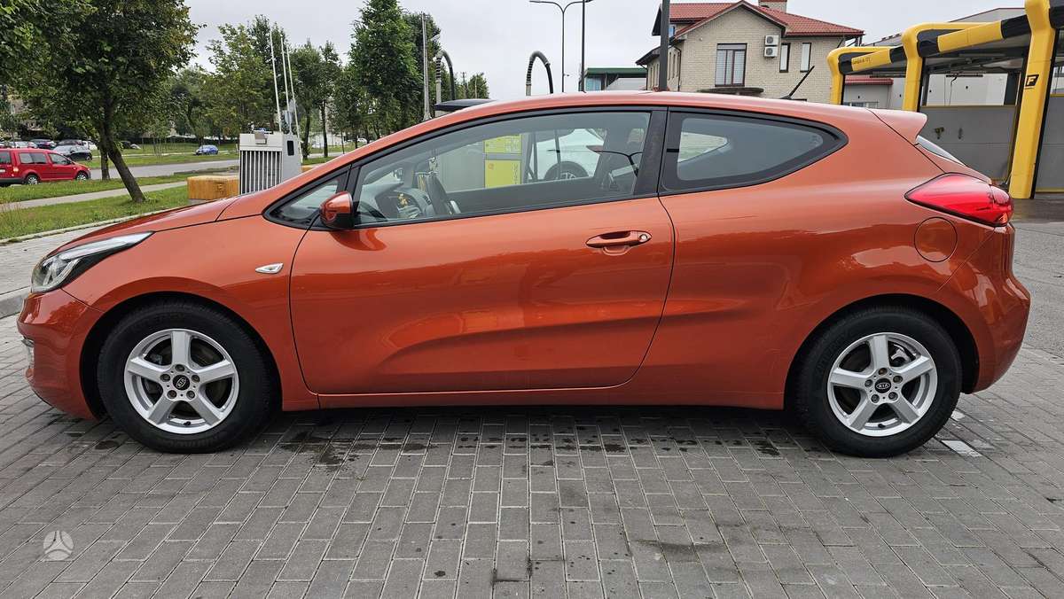 Kia ProCeed, 1.4 l., Хэтчбек