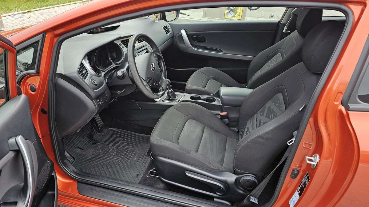Kia ProCeed, 1.4 l., hatchback