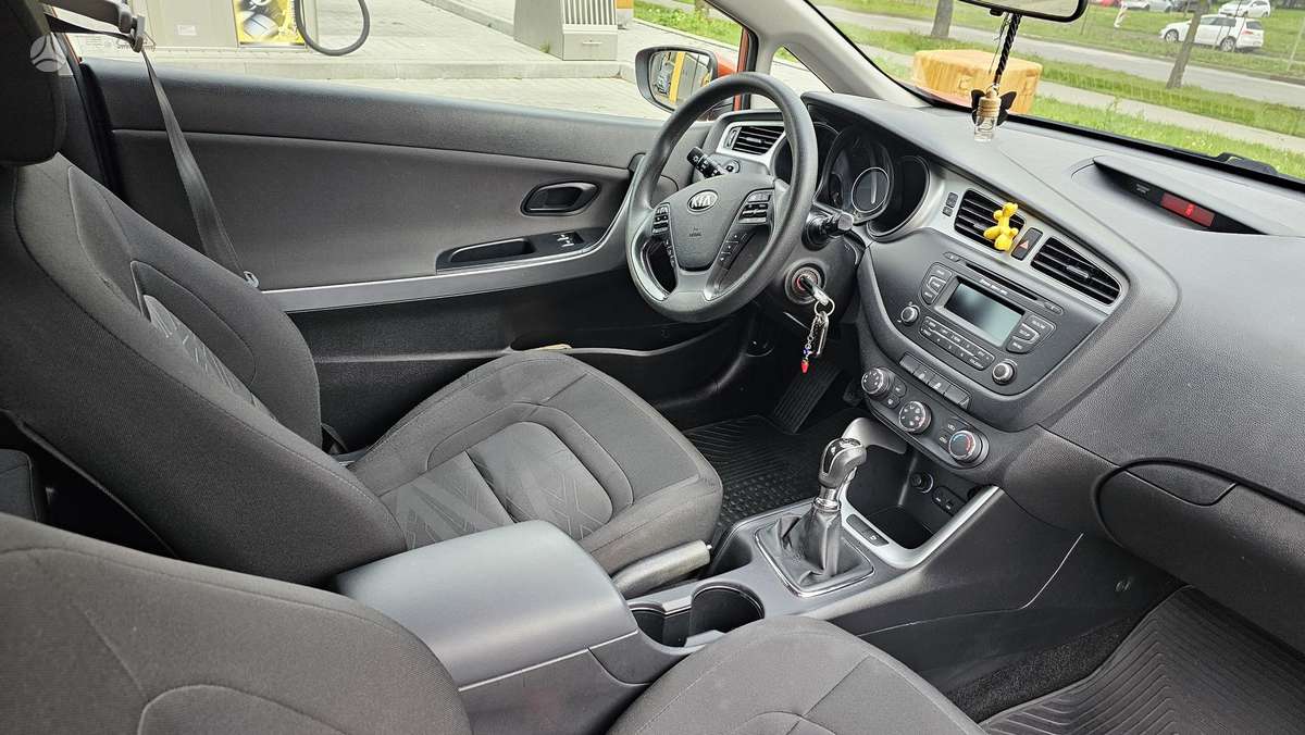 Kia ProCeed, 1.4 l., Хэтчбек