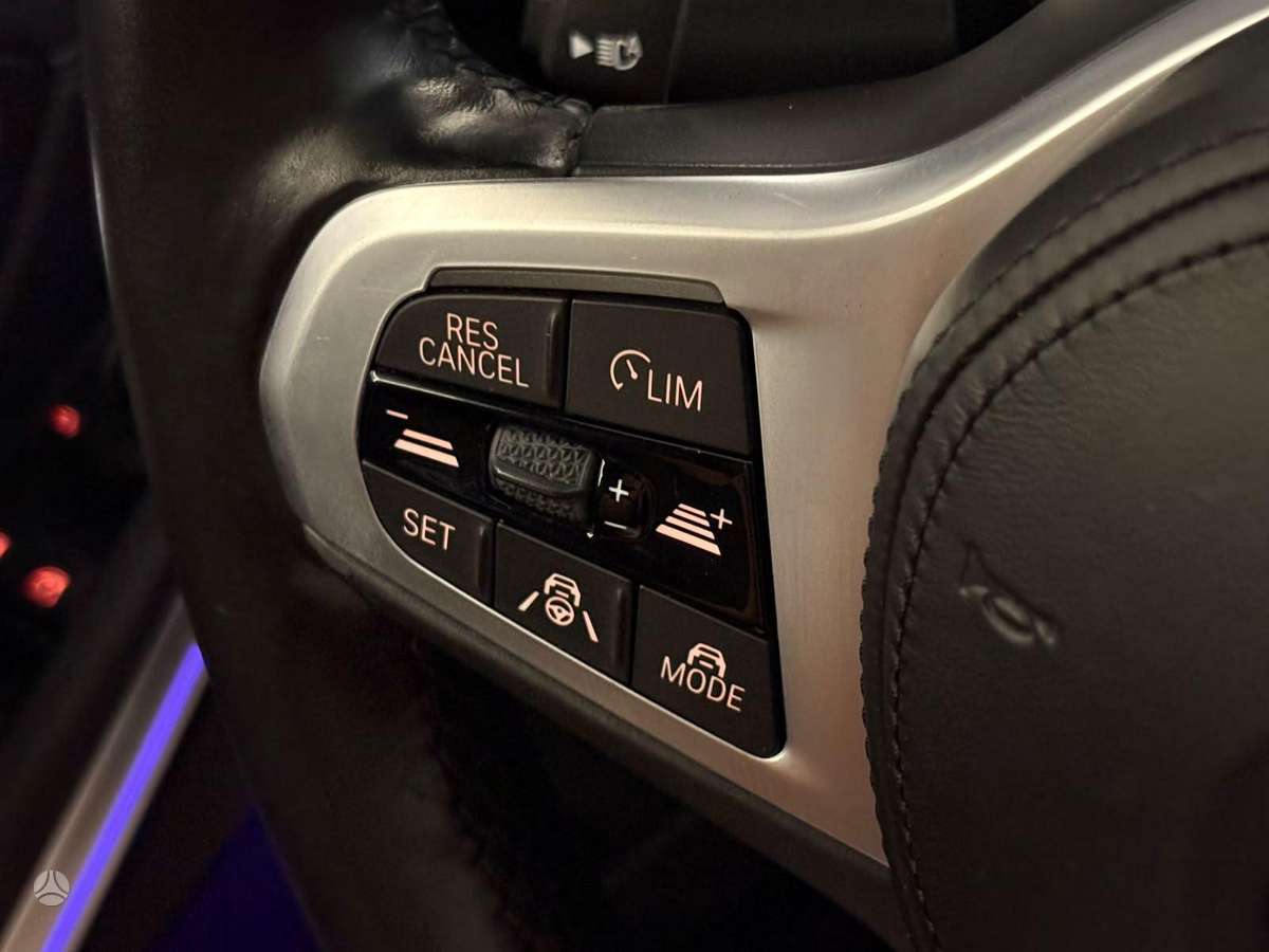 BMW 320, 2.0 l., Седан