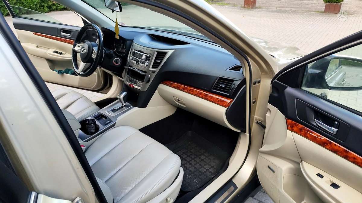 Subaru Outback, 2.5 l., Универсал