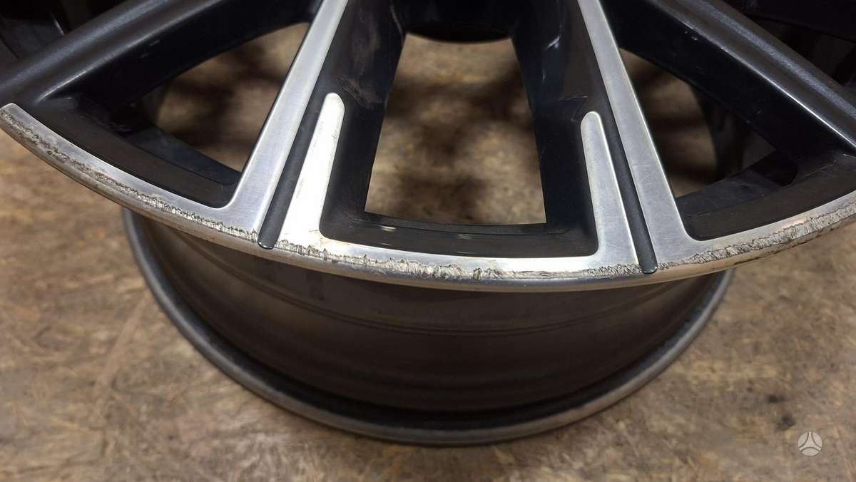 BMW 7 serija, 8745915, Cen30828