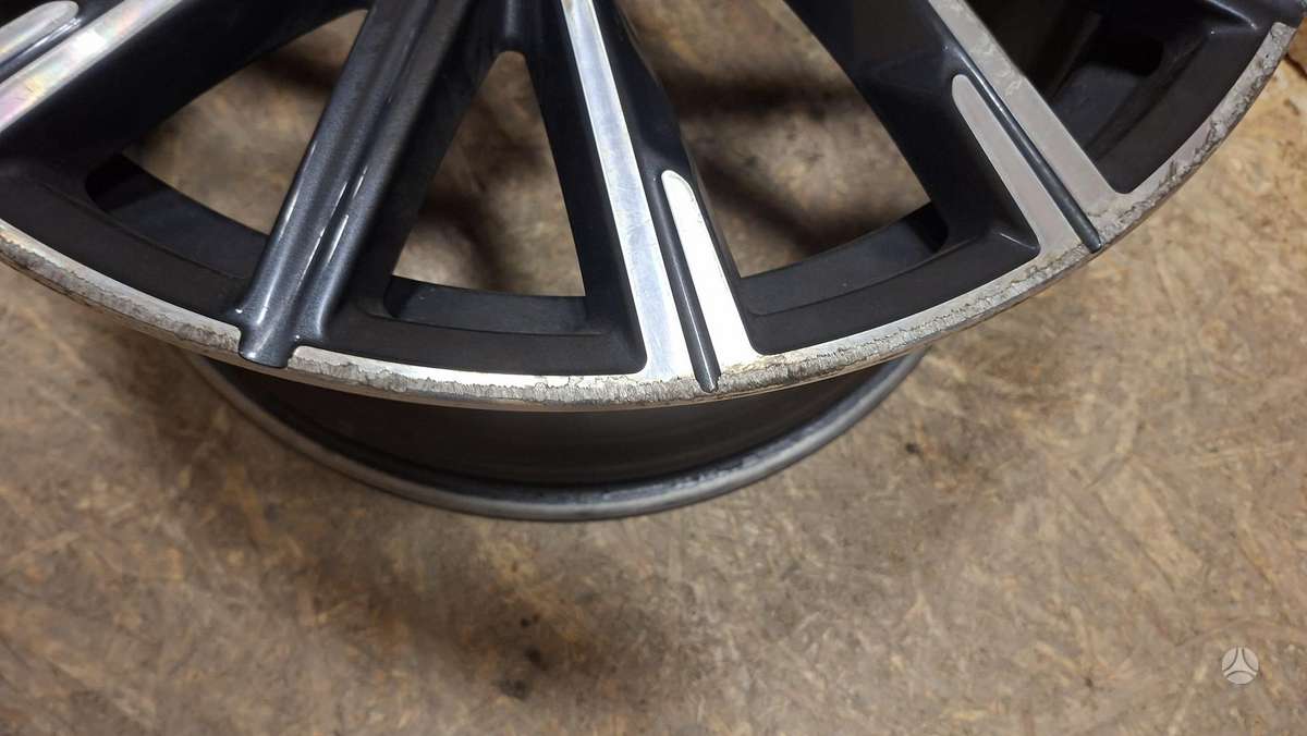 BMW 7 serija, 8745915, Cen30828