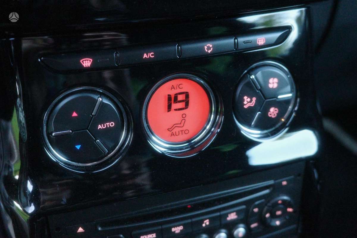 Citroen DS3, 1.2 l., Хэтчбек