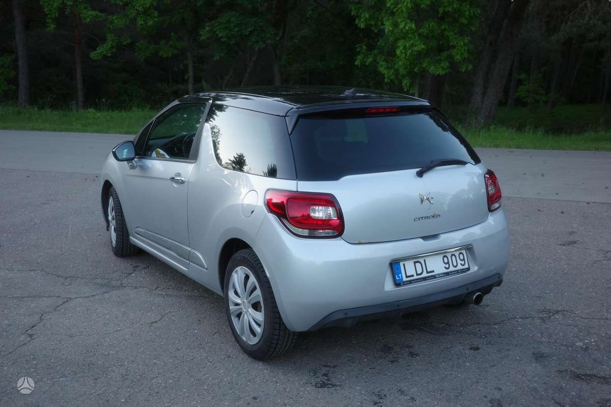 Citroen DS3, 1.2 l., hatchback