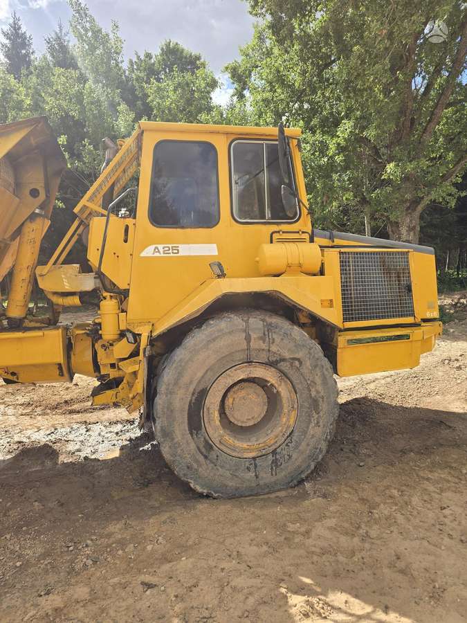 Volvo A25, самосвалы