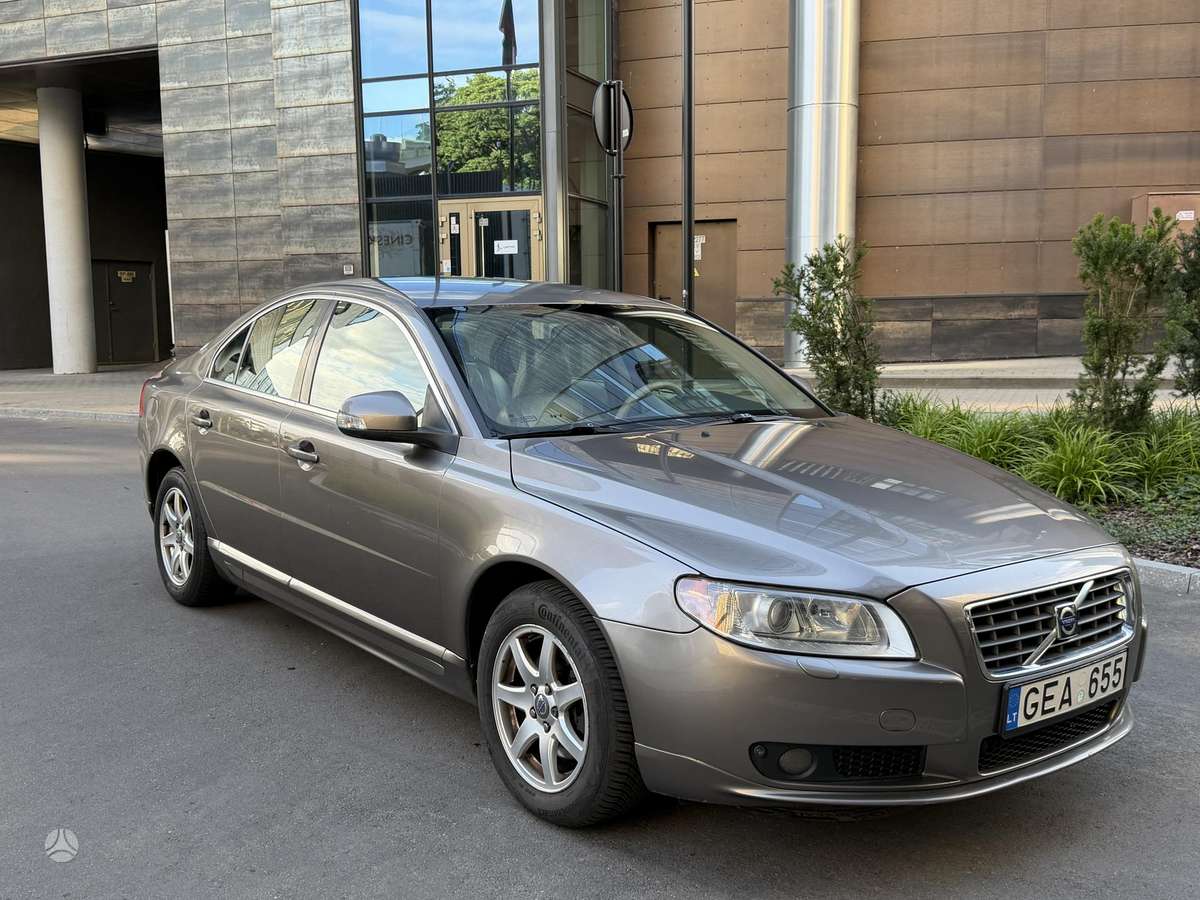 Volvo S80, 2.4 l., Седан