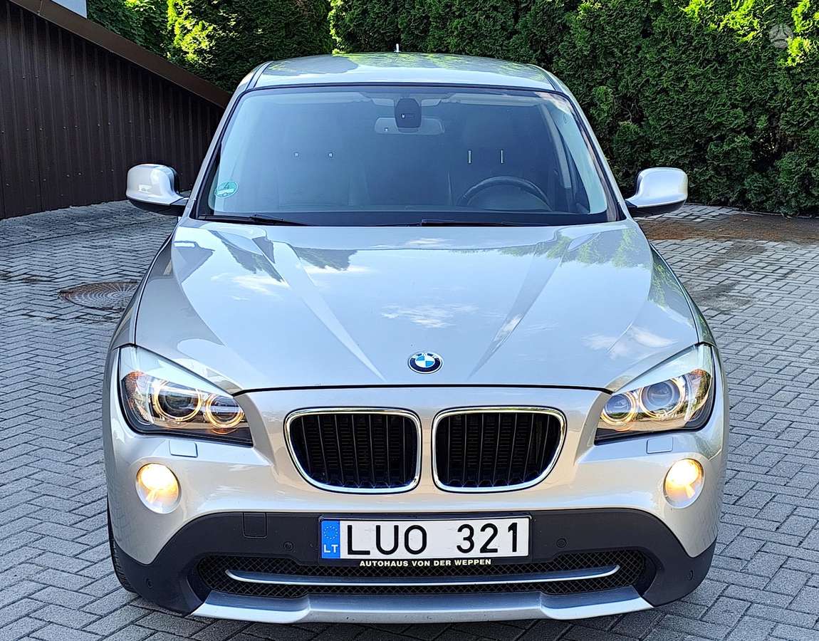 BMW X1, 2.0 l., Минивэн