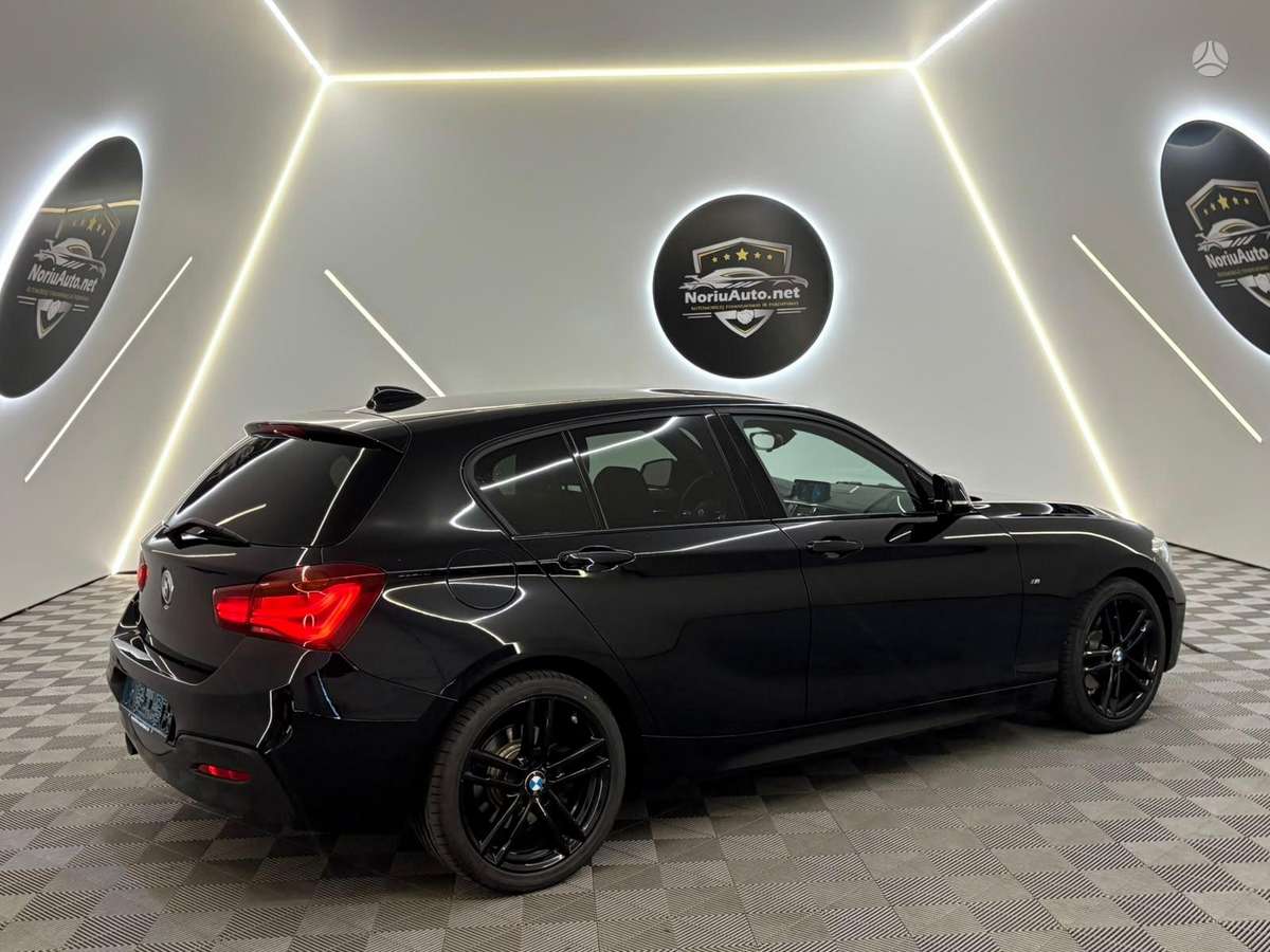 BMW 120, 2.0 l., hatchback