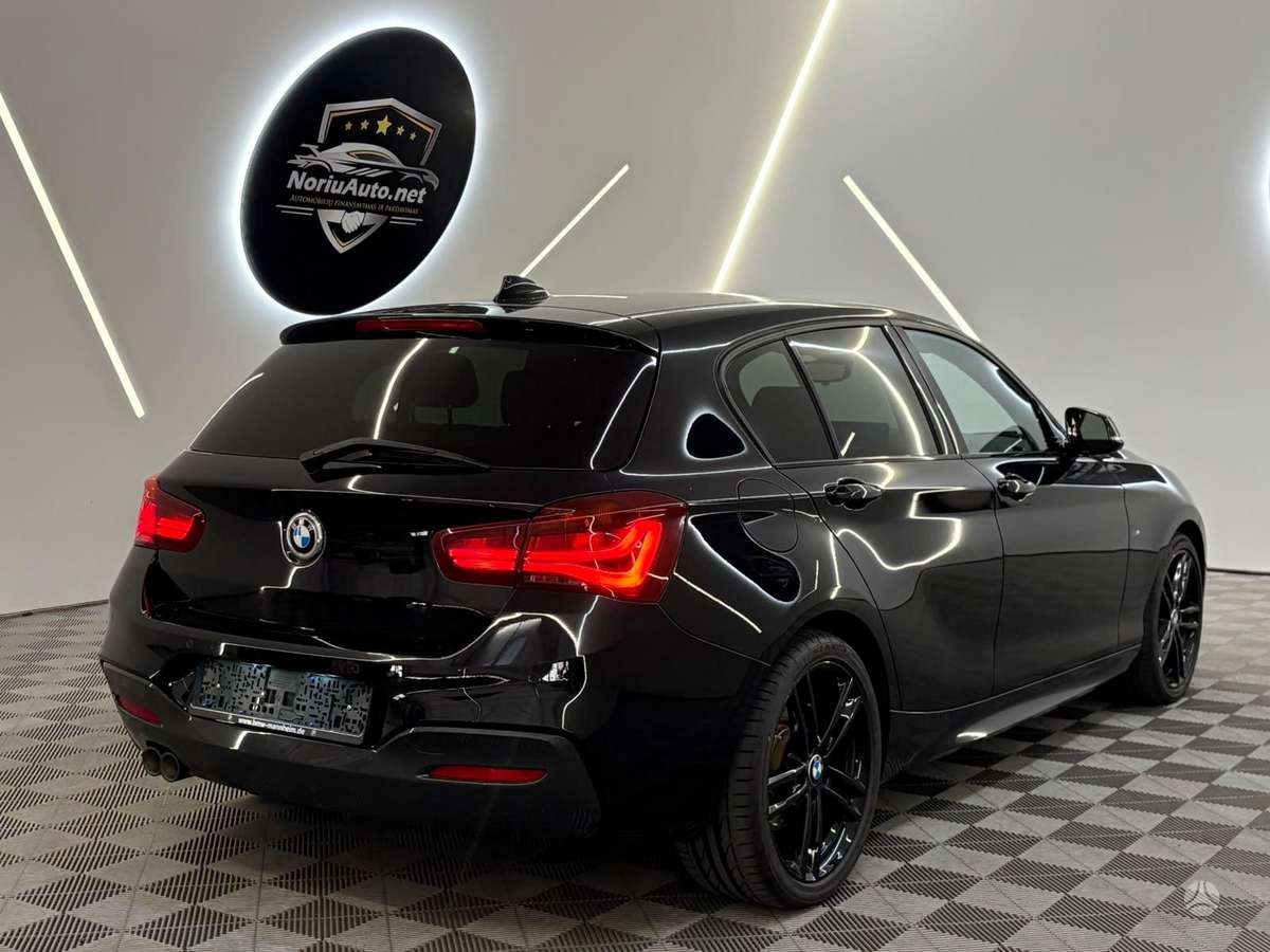 BMW 120, 2.0 l., hatchback