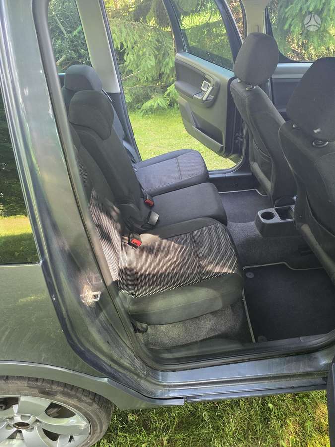 Škoda Roomster - 8