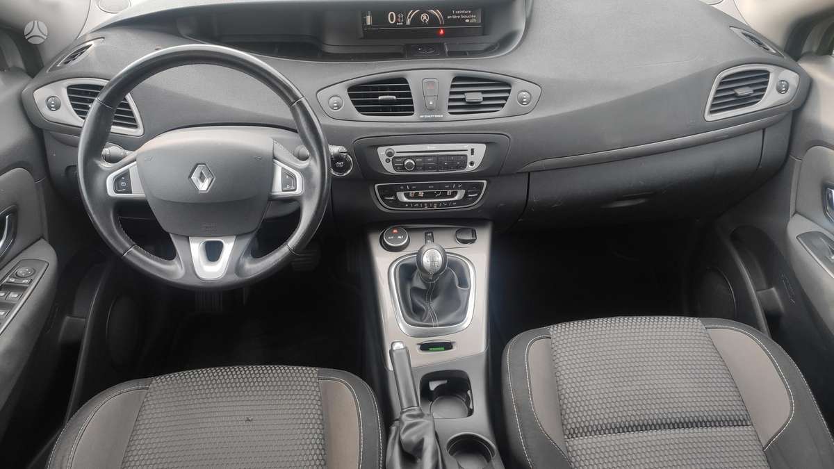 Renault Scenic, 1.2 l., Минивэн