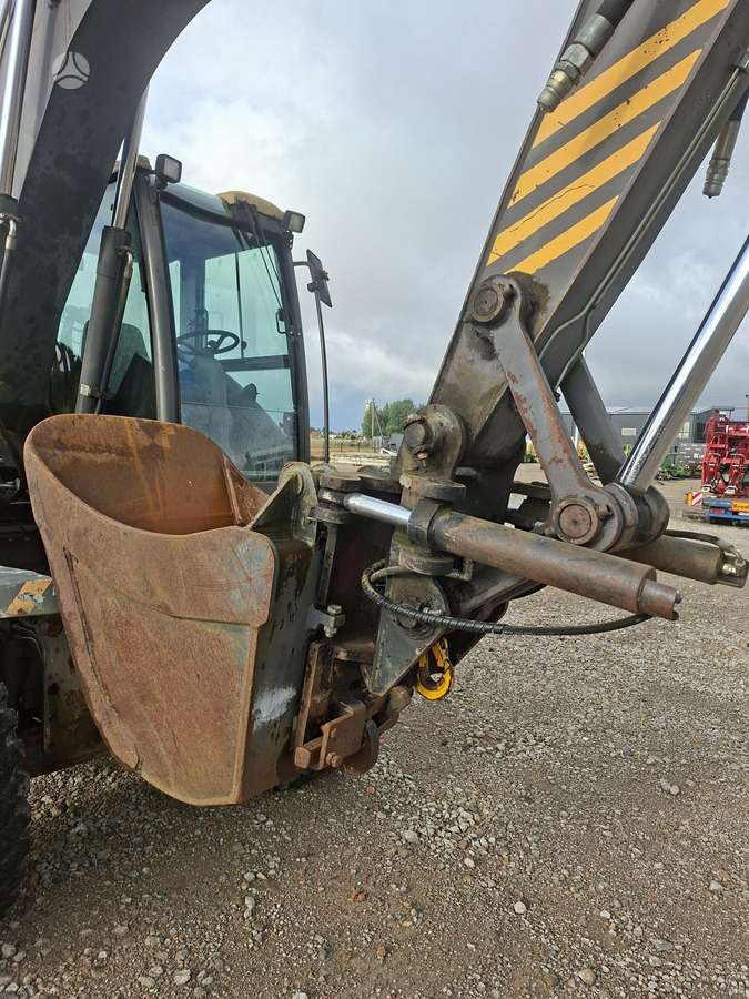 Volvo EW140, экскаваторы