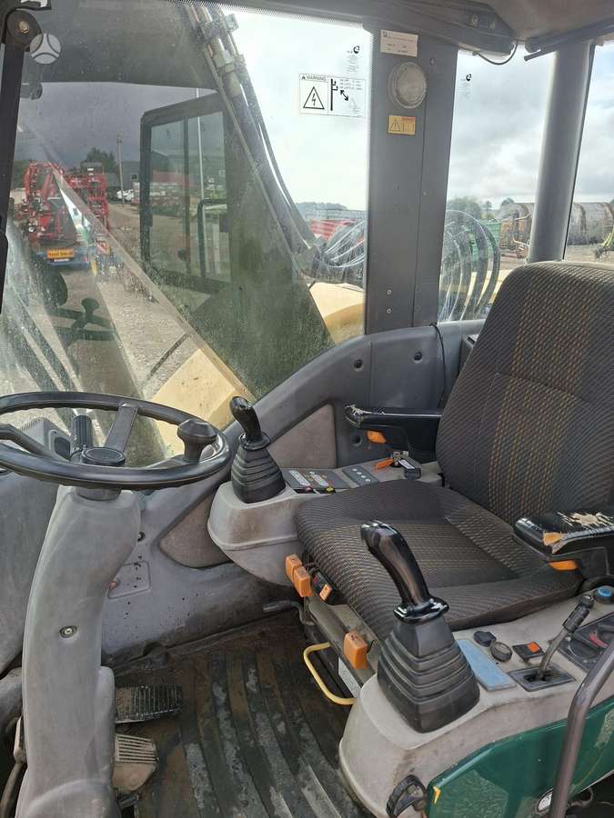 Volvo EW140, ekskavatori