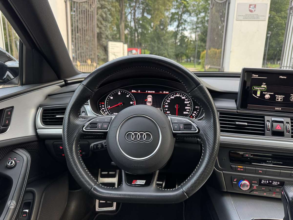 Audi A6, 2.0 l., Седан