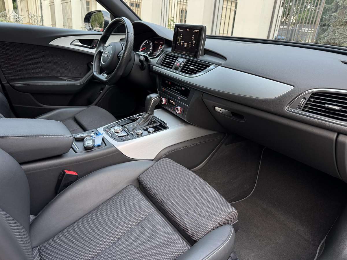 Audi A6, 2.0 l., Седан