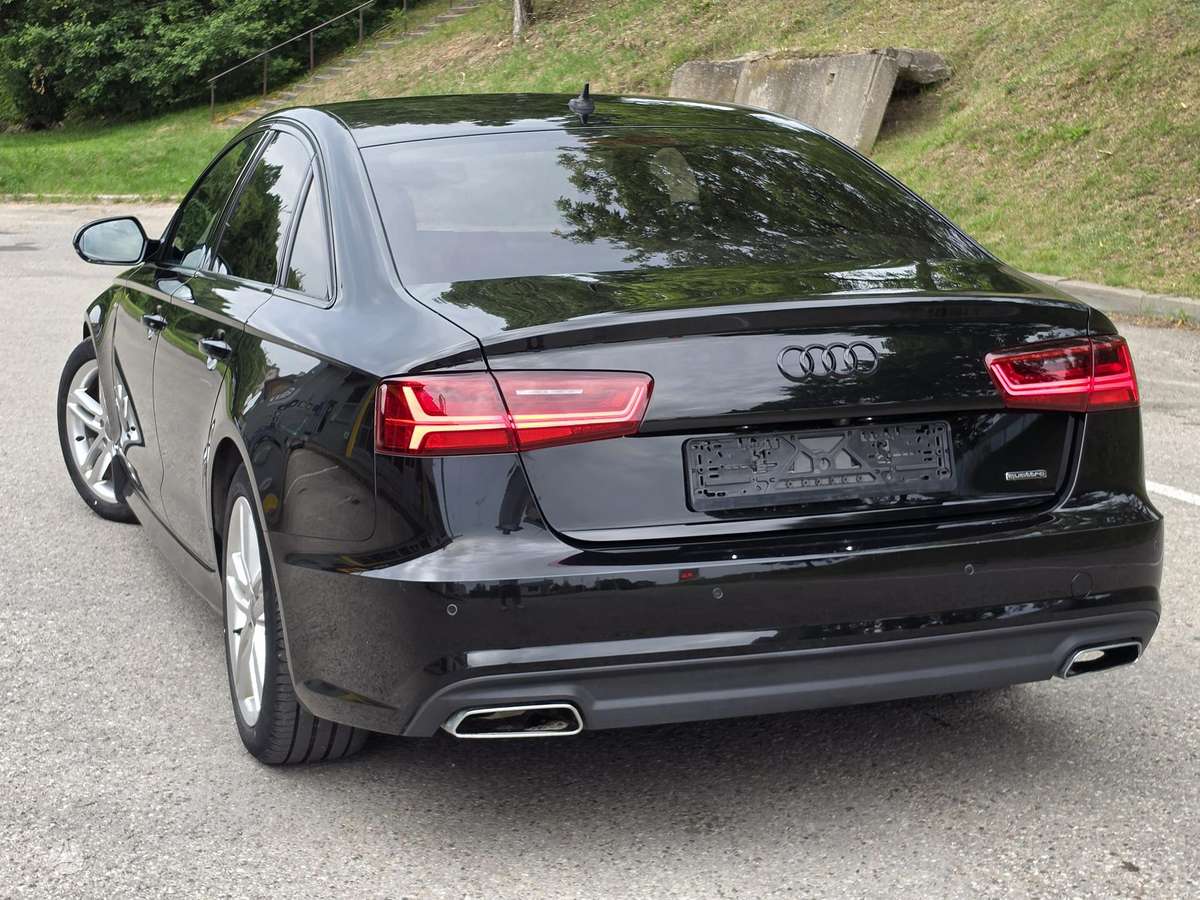 Audi A6, 2.0 l., Седан