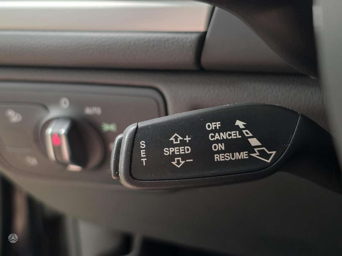 Audi A6, 2.0 l., Седан