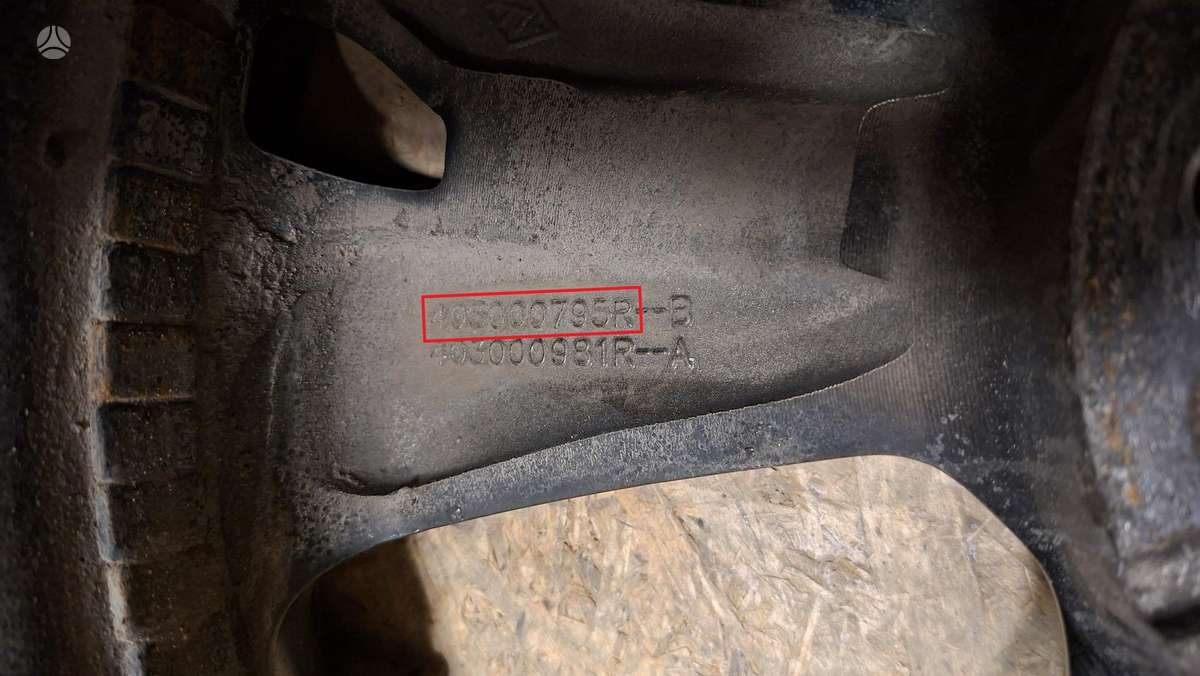 Renault Arkana, 105000795R, Cen30871