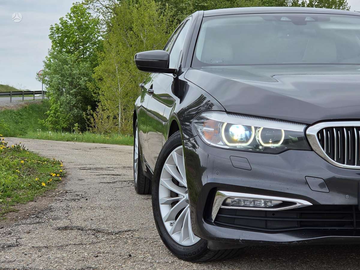BMW 520, 2.0 l., Седан