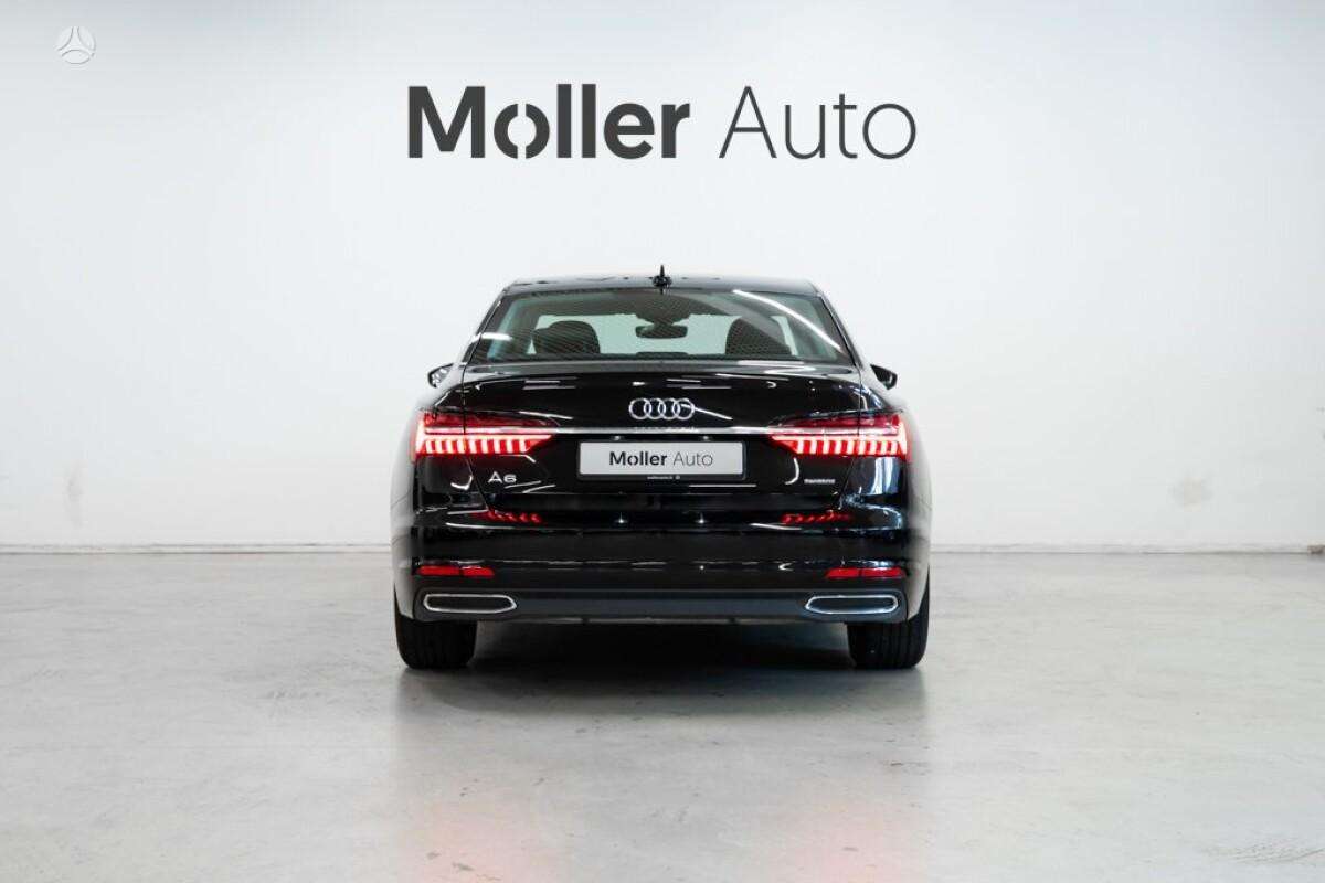 Audi A6, 2.0 l., Седан