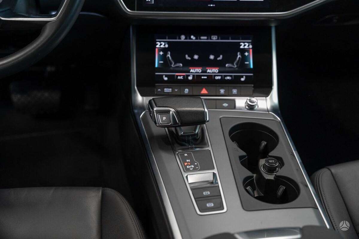 Audi A6, 2.0 l., Седан