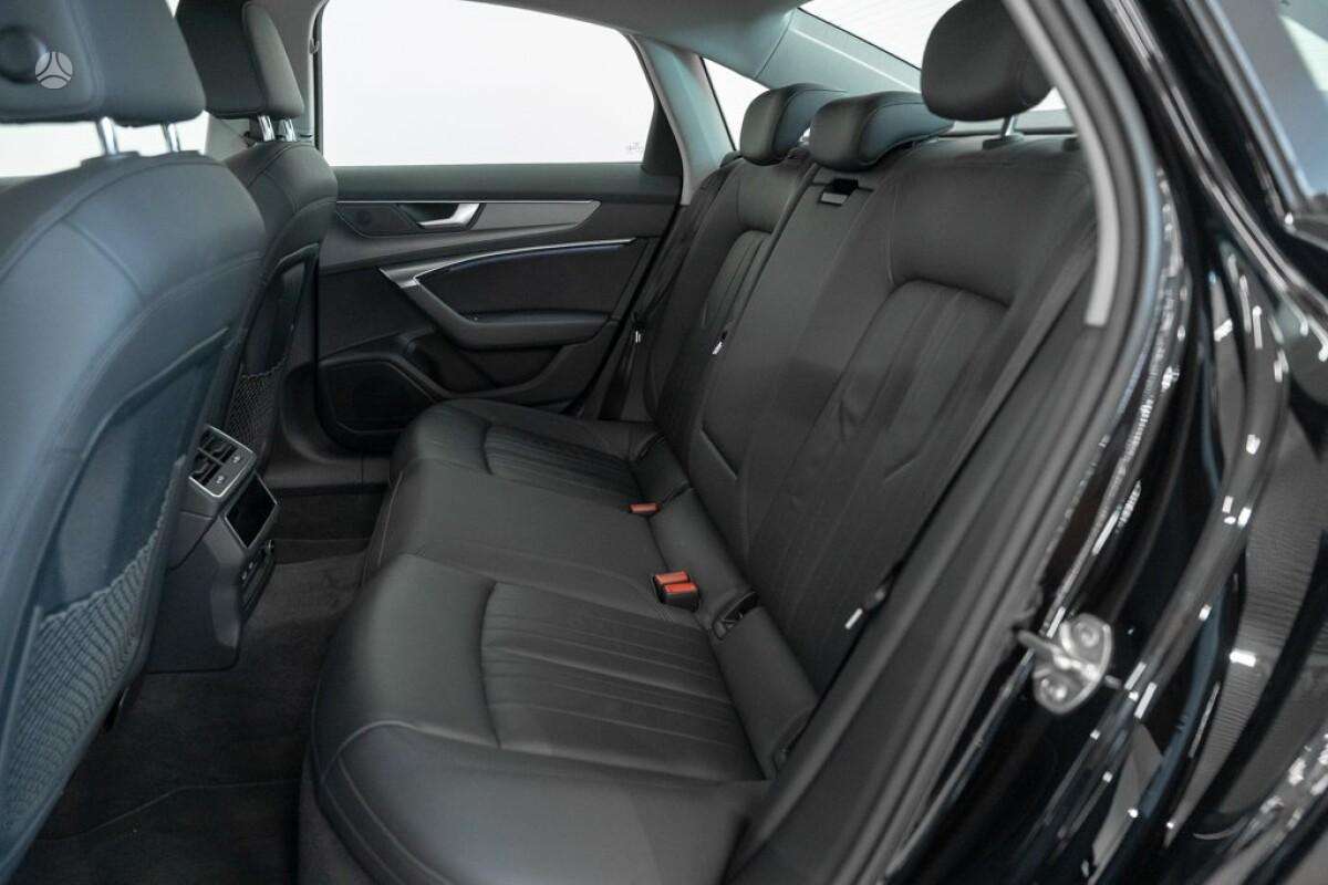 Audi A6, 2.0 l., Седан